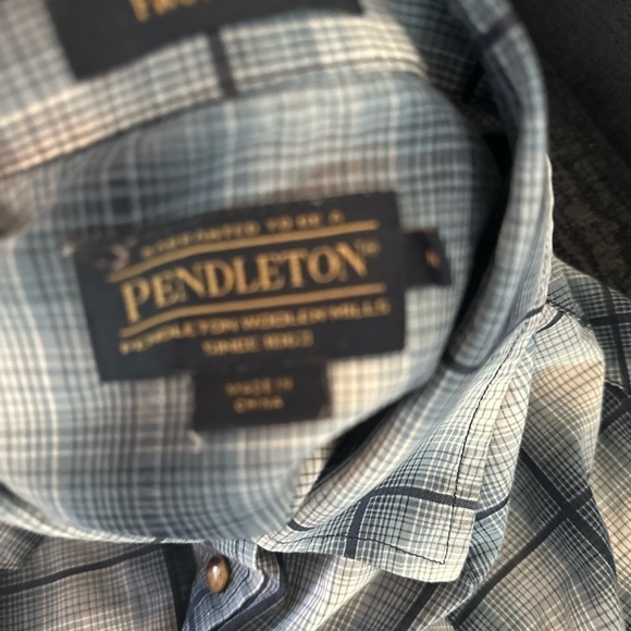 Pendleton Frontier Pearl Snap Plaid Short Sleeve Western Style Shirt Size M - Picture 3 of 7